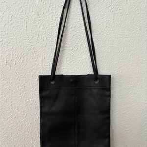 DICK MULLER Black Leather Cinch Bag